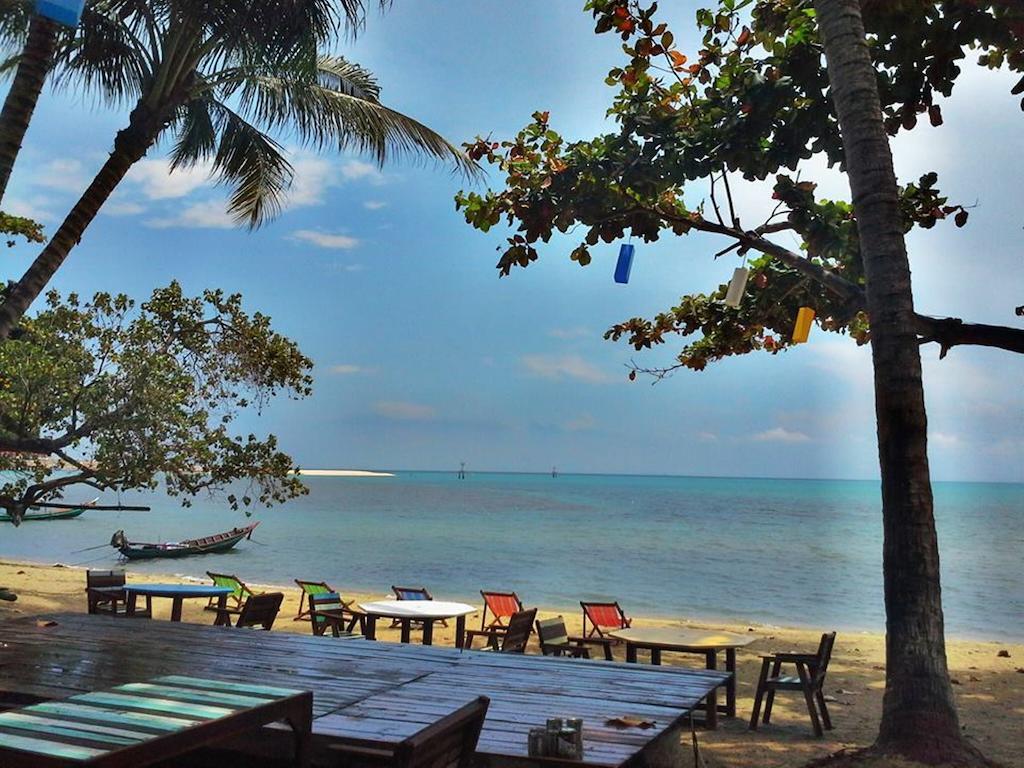Хостел Think & Retro Cafe Lipa Noi Samui Экстерьер фото