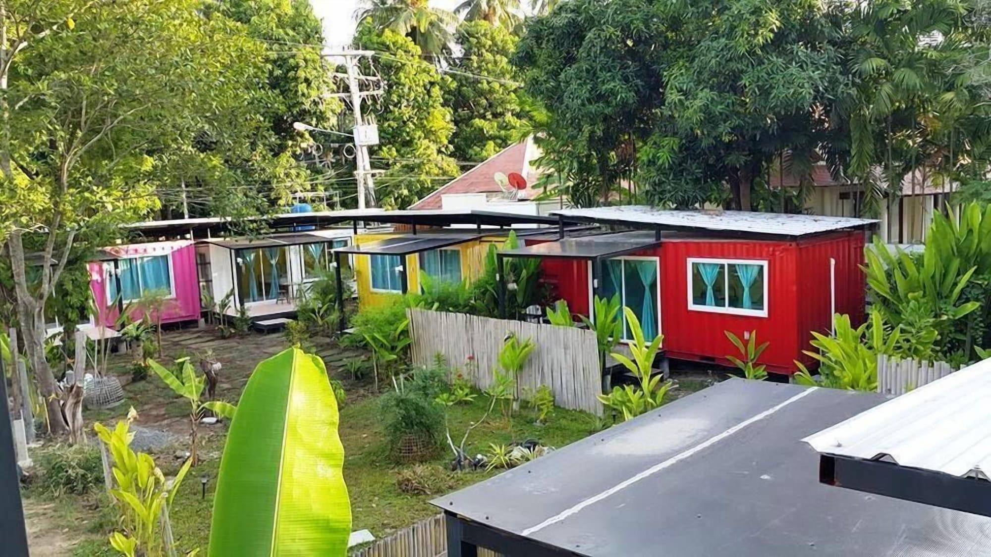 Хостел Think & Retro Cafe Lipa Noi Samui Экстерьер фото