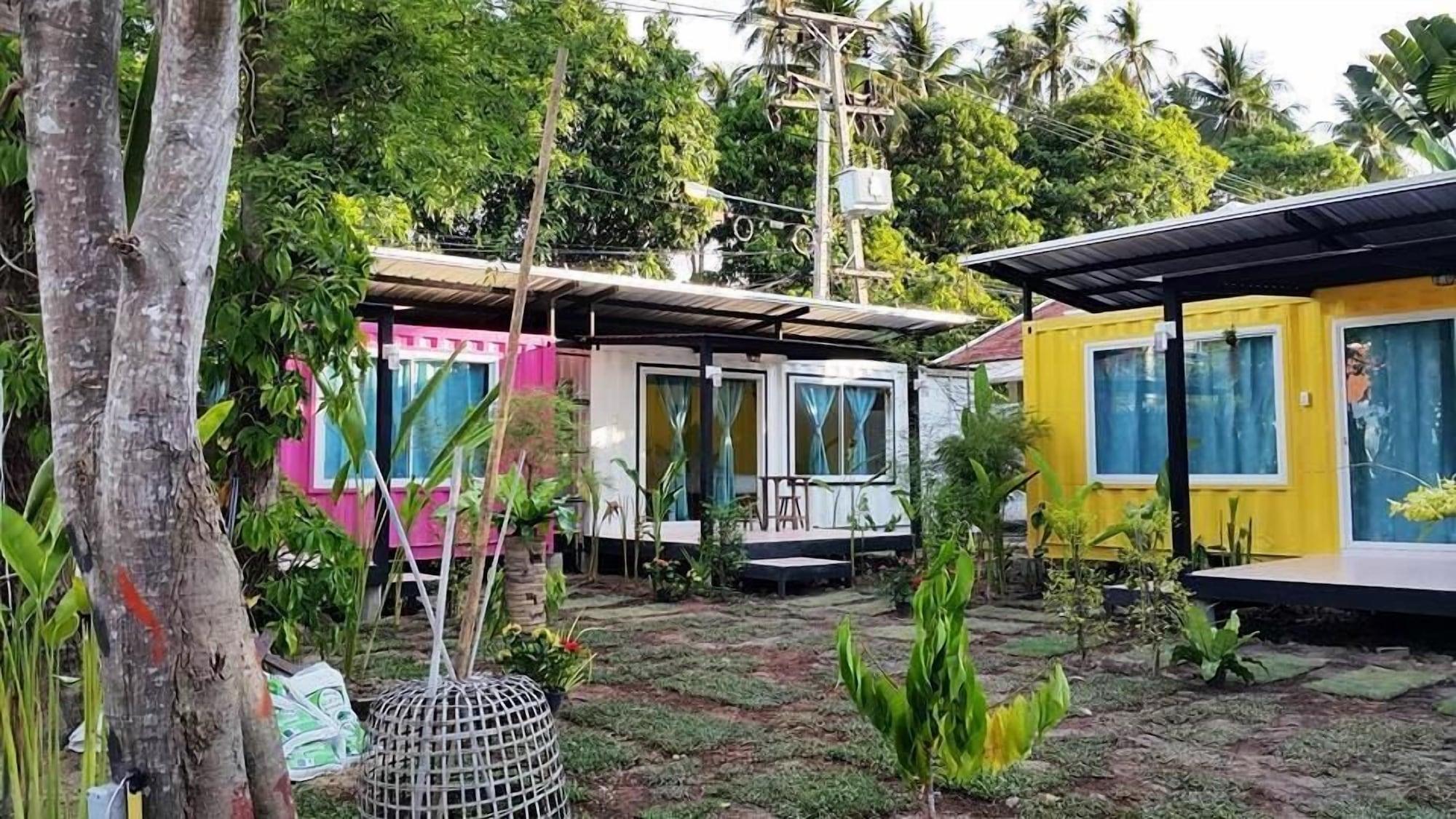 Хостел Think & Retro Cafe Lipa Noi Samui Экстерьер фото